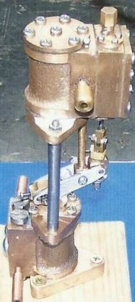 Weir Style Single Cylinder Vertical Steam Pump